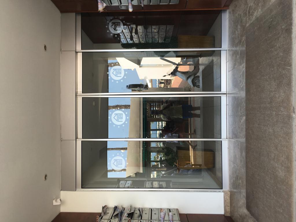 Ithaki Phinikoudes Apartment No. 202 ラルナカ エクステリア 写真