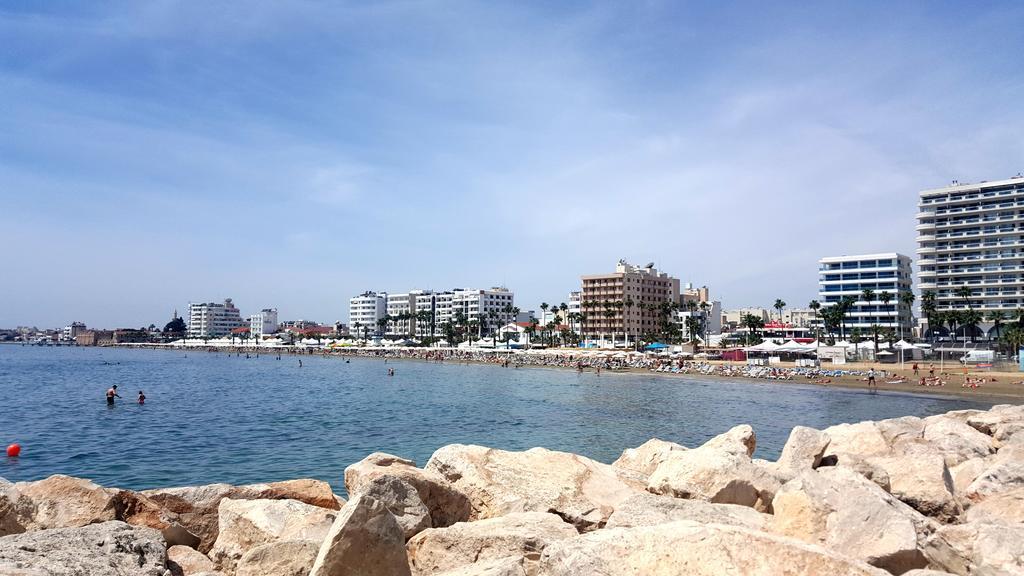 Ithaki Phinikoudes Apartment No. 202 ラルナカ エクステリア 写真